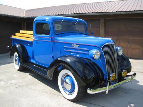 Low mile, very original, 1937 chevy 1/2 ton pickup, colector, two owner, nice!!!