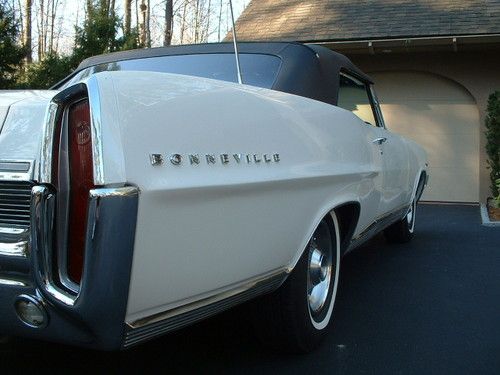1964 Pontiac Bonneville Convertible w/ Many Factory Options, image 6