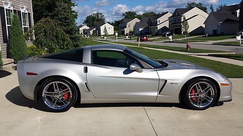 2007 chevrolet corvette z06 coupe 2-door 7.0l