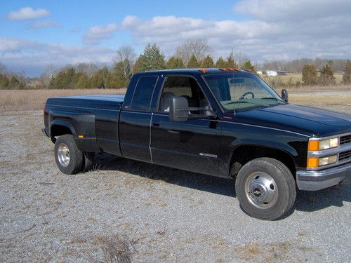 1998 chevrolet 3500 silverado diesel dually extended cab 74,000 original miles