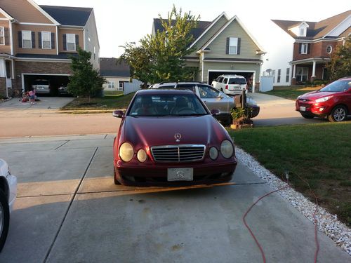 2001 mercedes-benz clk320 base coupe 2-door 3.2l