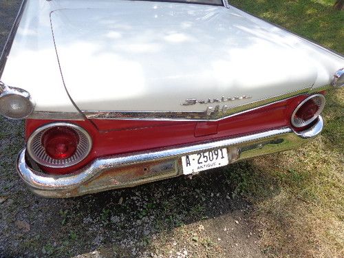 1959 Ford Fairlane 500 5.8L, image 3