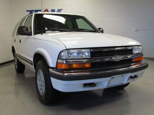 Team usa athlete auction! 1998 chevrolet blazer base sport utility 4-door 4.3l