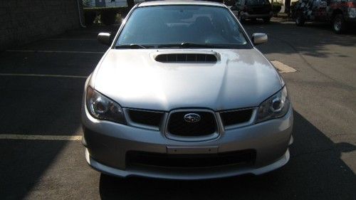 2006 subaru impreza wrx sti sedan 4-door 2.5l