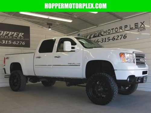 2011 gmc denali - 4x4 - lifted