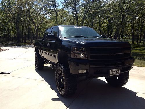 Lifted chevy silverado 1500