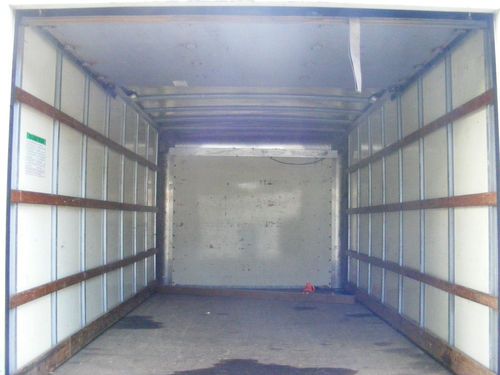 15' BOX TRUCK w / LOADING RAMP & OVERHEAD ROLLING DOOR, image 3