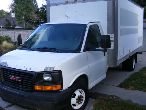 15' BOX TRUCK w / LOADING RAMP & OVERHEAD ROLLING DOOR, image 18