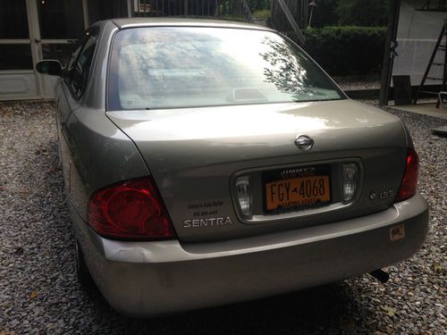 2005 nissan sentra 4 door 99k+ miles-excellent condition