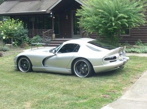 1998 custom viper gts