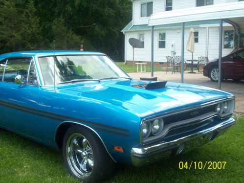 1970 plymouth gtx  nice!!