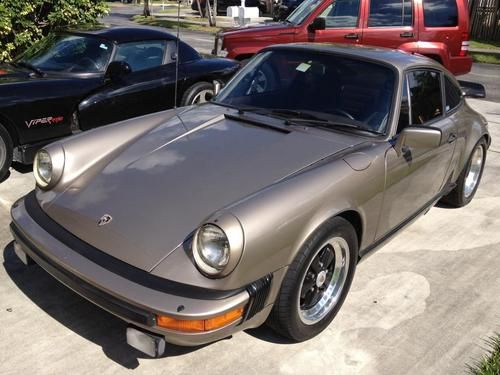 1982 Porsche 911 SC Platinum Metallic, image 5