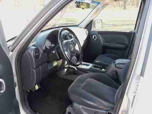 Jeep Liberty, image 8