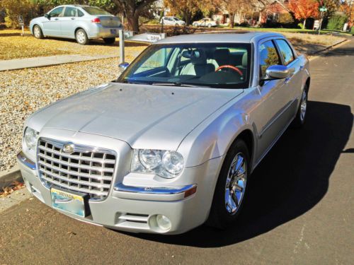 Chrysler 300 300C Hemi full options Low Miles Pampered 2-Owner 2005 No Reserve, US $12,250.00, image 4