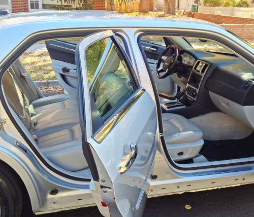 Chrysler 300 300C Hemi full options Low Miles Pampered 2-Owner 2005 No Reserve, US $12,250.00, image 12