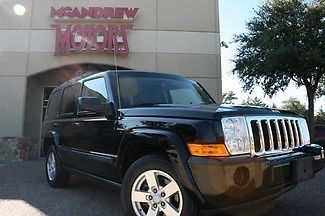 2007 jeep commander black sport!