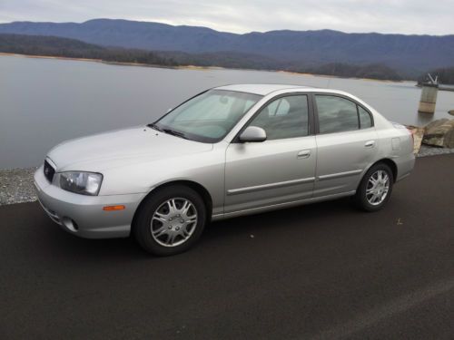 2002 hyundai elantra gls sedan 4-door 2.0l