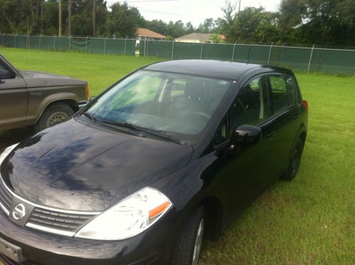 2008 nissn versa hatchback with 2009 engine installed, original owner