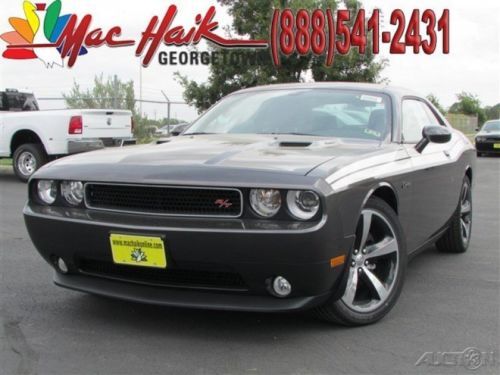 2014 r/t classic new 5.7l v8 16v automatic rwd coupe premium