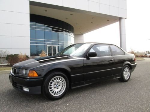 1992 bmw 325is coupe black on black rare find looks and runs great