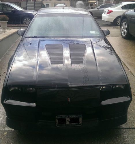 1986 chevy camaro iroc z, black on black with t-tops, 69,000 miles