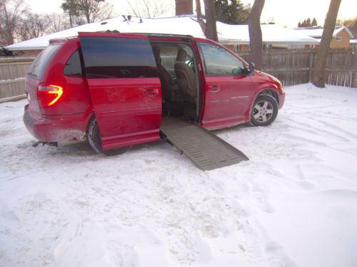 Van wheelchair handicap braun  ramp system dodge caravan sport   2000