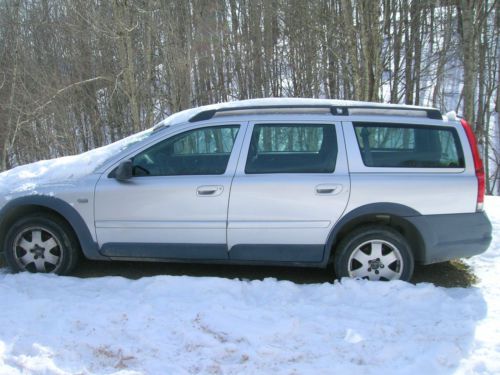 2001 silver volvo v70 wagon turbo