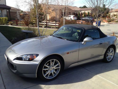 2004 honda s2000 base convertible 2-door 2.2l 4cyl 6spd stock