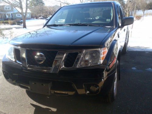 2009 nissan frontier xe extended cab pickup 4-door 2.5l estate sale one owner