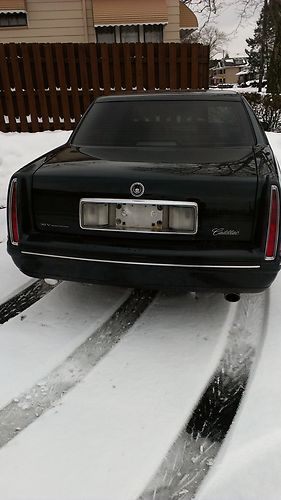 1999 cadillac deville concours sedan 4-door 4.6l