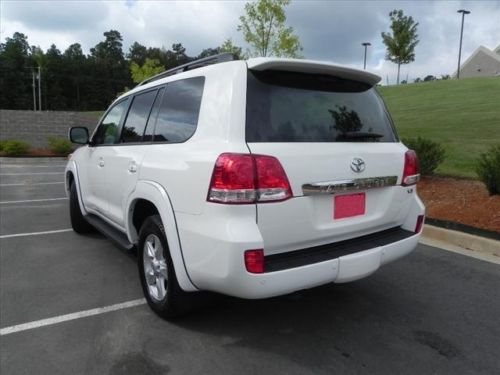 2009 Toyota Land Cruiser, Htd leather, roof, NAV, DVD, Cool Box! White, image 13