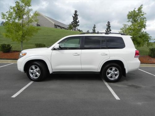 2009 Toyota Land Cruiser, Htd leather, roof, NAV, DVD, Cool Box! White, image 16