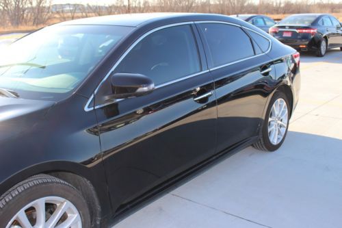 2013 new toyota avalon limited  manager demo special ebay only!!!