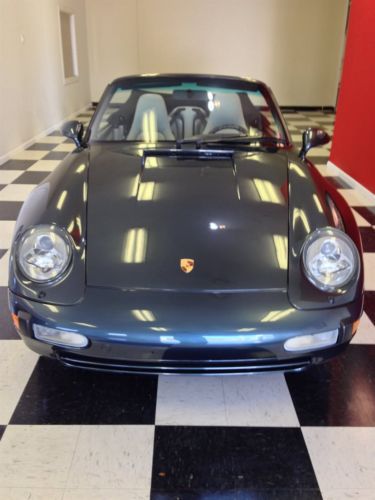 1996 Porsche 911 Convertible, Green Exterior and 35,353 miles, image 2