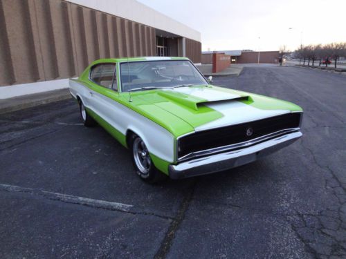 1966 dodge charger base hardtop 2-door 5.2l