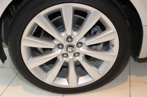 AWD V6 SUPERCHARGED PREM NAVIGATION PORTFOLIO PKG CAMERA SIRIUS XENONS VOICE, US $49,995.00, image 10