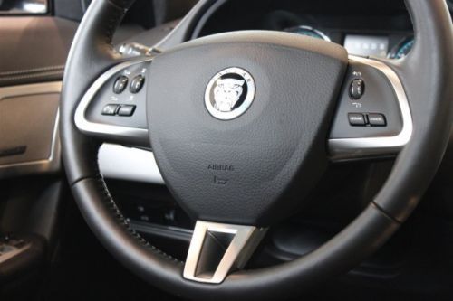 AWD V6 SUPERCHARGED PREM NAVIGATION PORTFOLIO PKG CAMERA SIRIUS XENONS VOICE, US $49,995.00, image 22