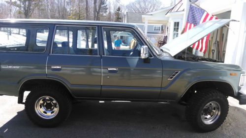 1988 toyota land cruiser base sport utility 4-door 4.0l