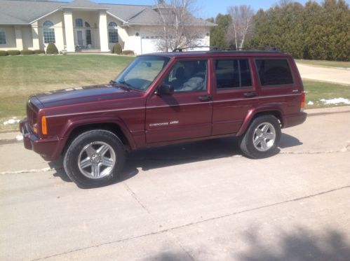 Jeep cherokee classic auto loaded 4x4, one owner, runs drives great! with video!
