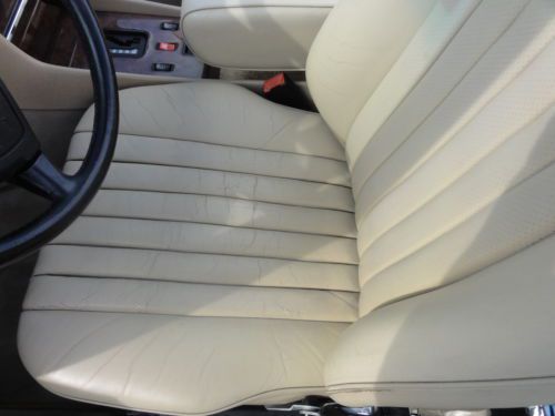 1988 Mercedes 560SL. Exceptional condition!  71,500 mls. Black/Tan 3rd seat opt., US $29,500.00, image 14