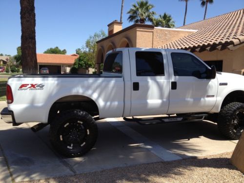 2006 ford f-250 super duty xlt crew cab pickup 4-door 6.0l