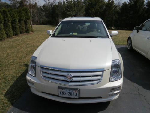 2005 cadillac sts, v6, white with beige leather interior, fully loaded, 83k mile