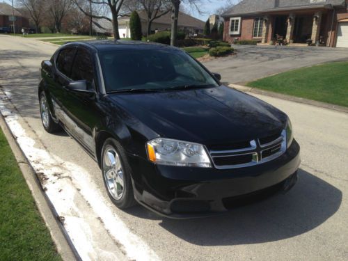 2013 dodge avenger se sedan 4-door 2.4l only 8k miles drive great no reserve