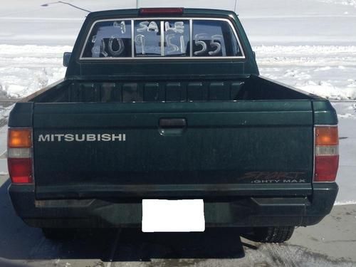 1994 mitsubishi mighty max base standard cab pickup 2-door 2.4l