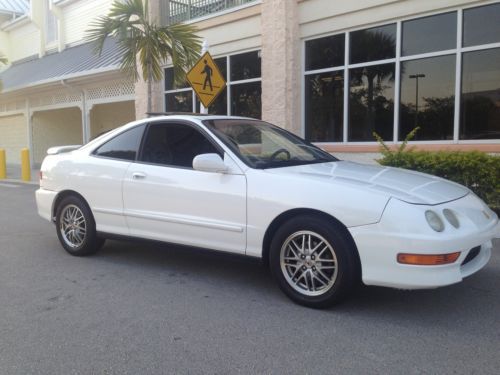 2000 acura integra gs hatchback 3-door