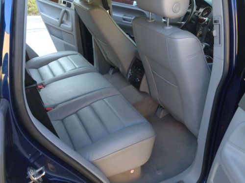 2006 Volkswagen Touareg TDI Sport Utility 4-Door 5.0L, US $16,000.00, image 9