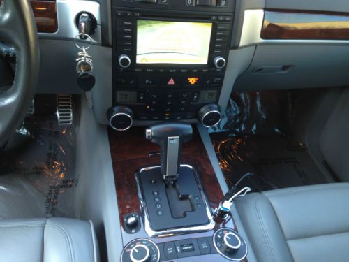 2006 Volkswagen Touareg TDI Sport Utility 4-Door 5.0L, US $16,000.00, image 13