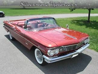 1960 convertible, ps, pb, pw, power antenna, wonderbar am/fm radio, speedminder