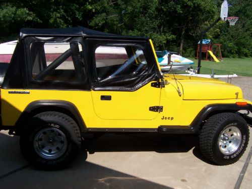 1987 Jeep Wrangler Base Sport Utility 2-Door 2.5L, image 8