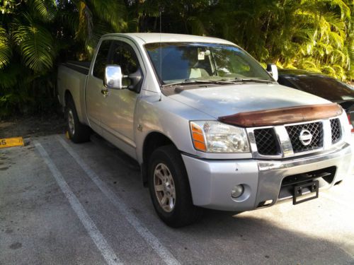 2004 nissan titan se extended cab pickup 4-door 5.6l